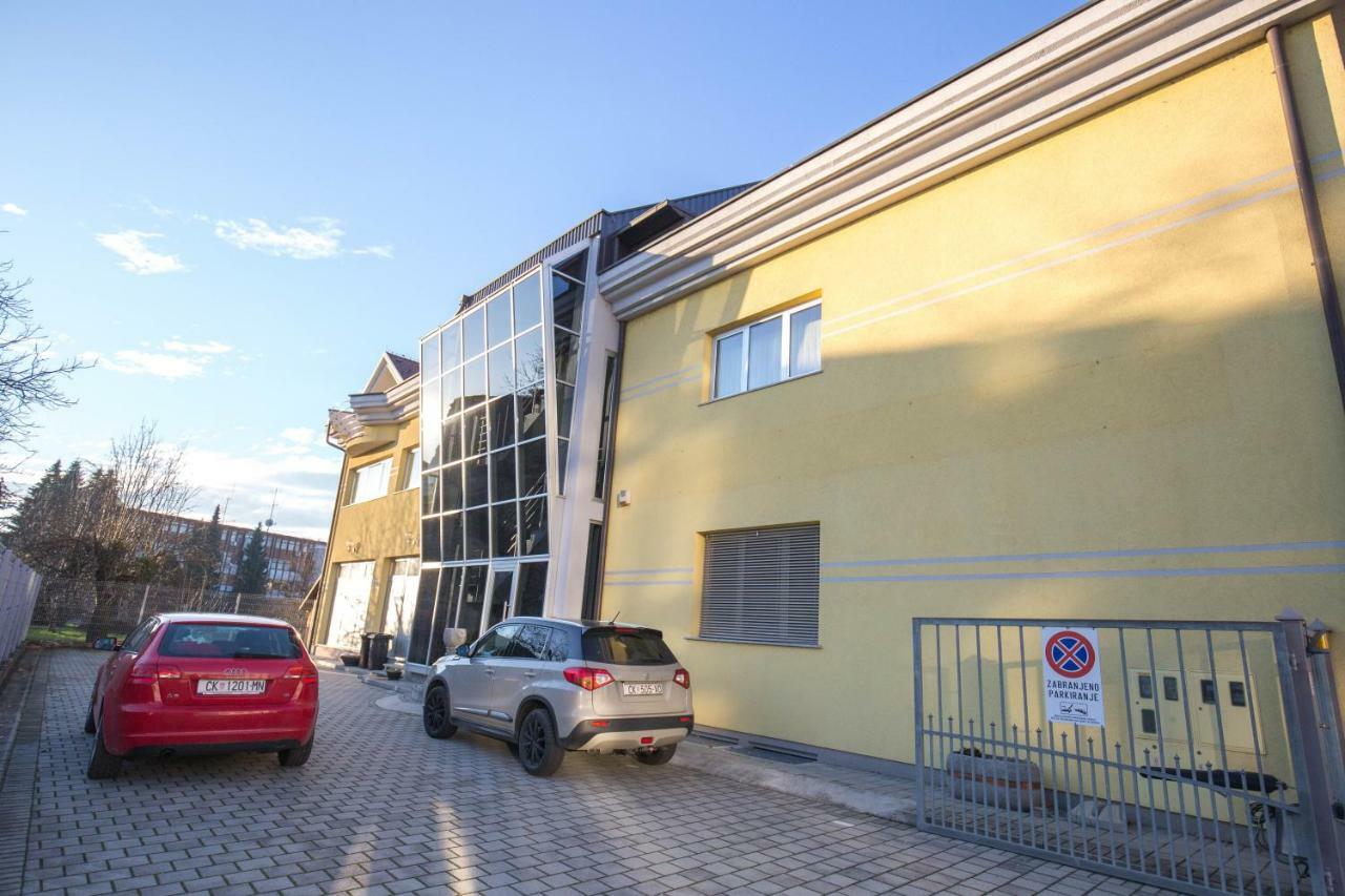 Luria Apartmani - Self Check-In Чаковец Екстер'єр фото